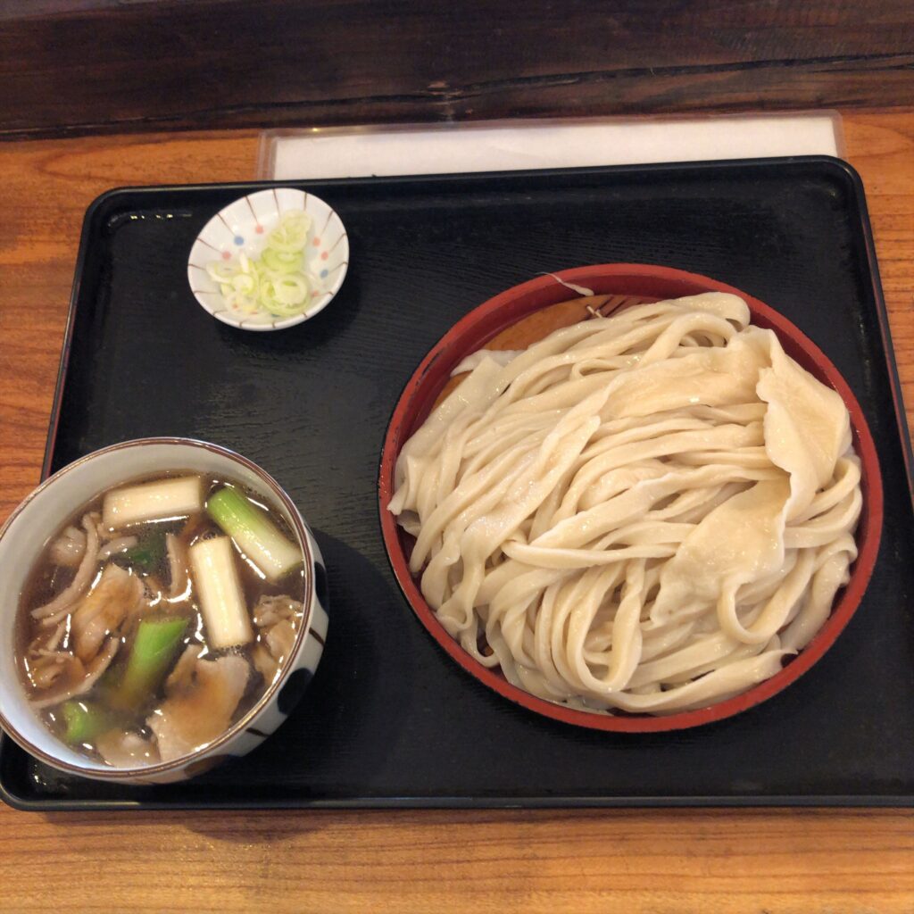 肉汁うどん(冷盛り・大盛り)